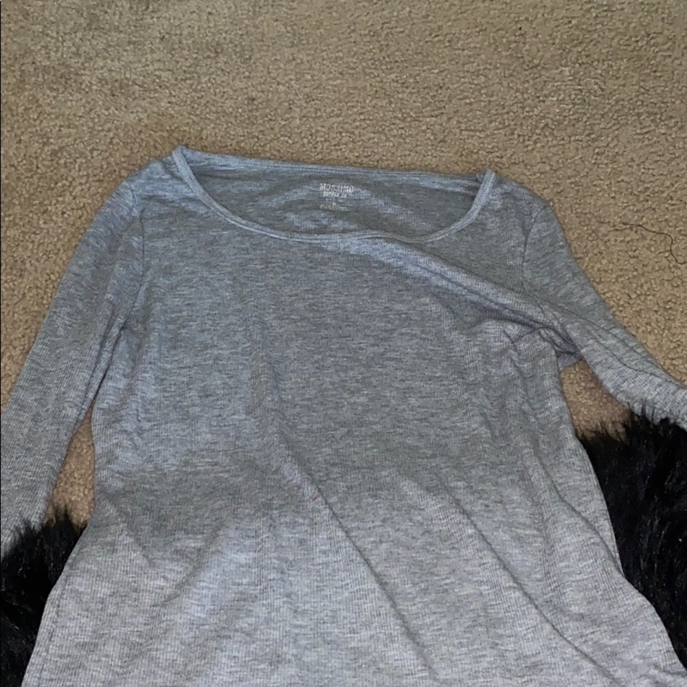 Plain grey long sleeve